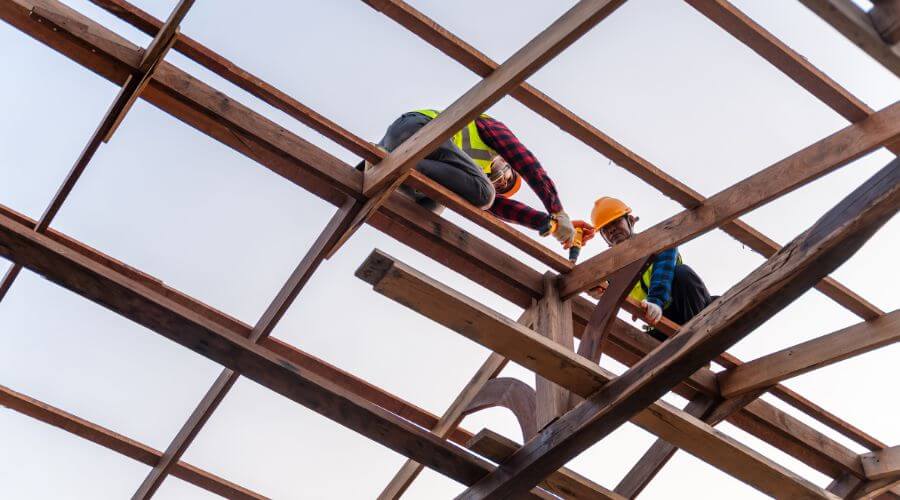 Expert Emergency Roof Repairs services in Stewartville, MN